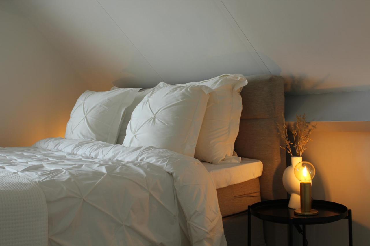 Guesthouse At The Amstel River With 2Br 2Ba And Garden Amstelveen Exterior foto
