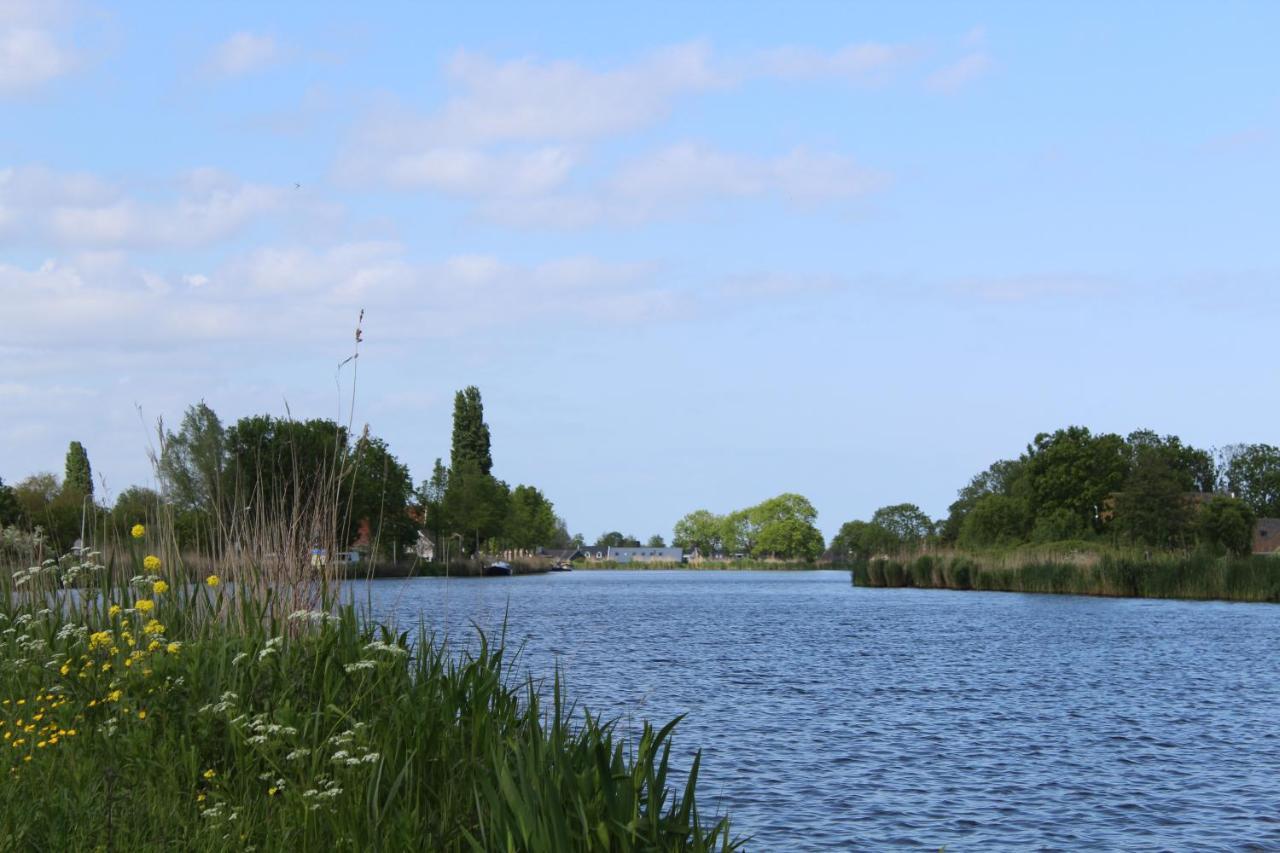 Guesthouse At The Amstel River With 2Br 2Ba And Garden Amstelveen Exterior foto