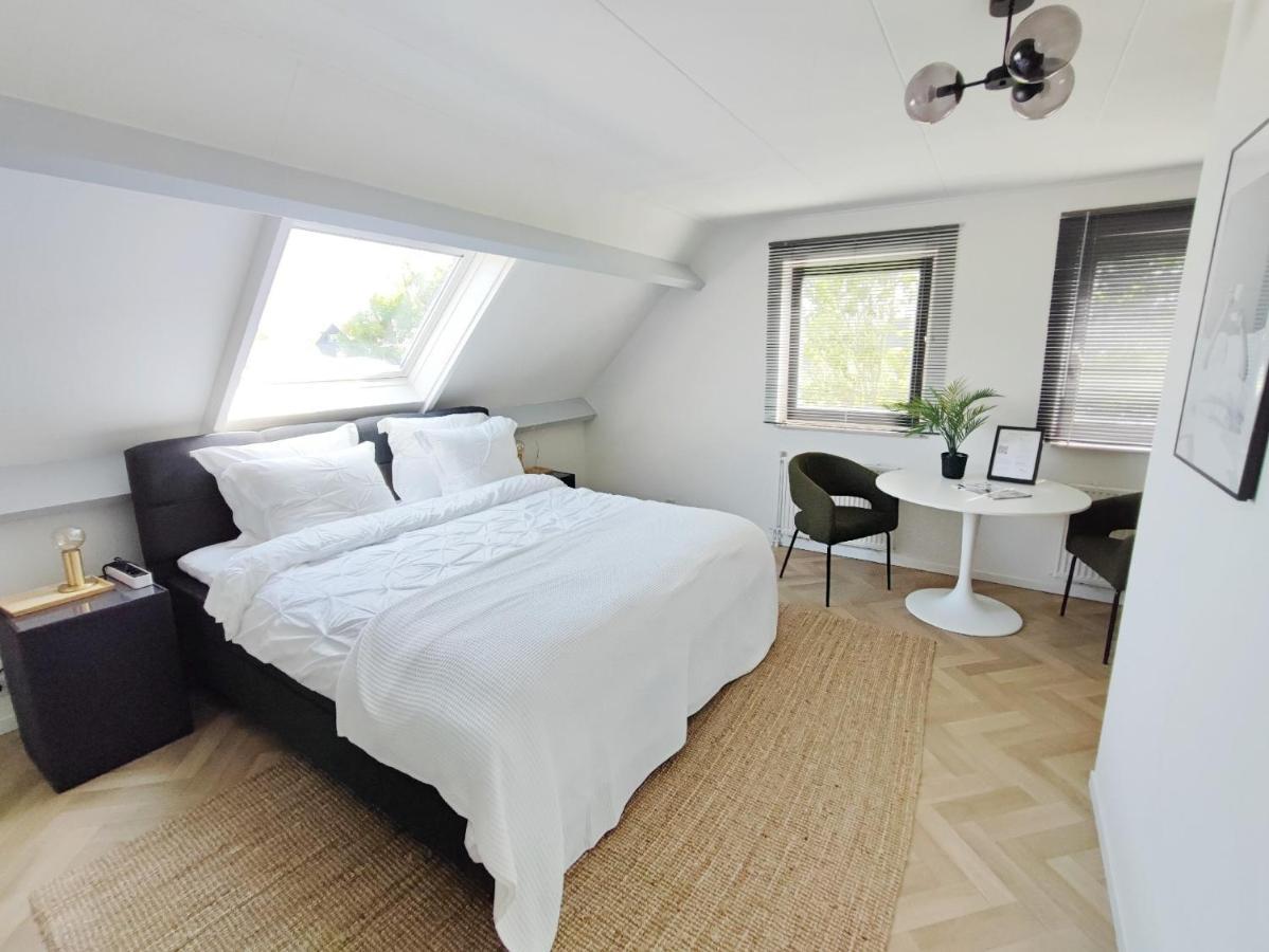 Guesthouse At The Amstel River With 2Br 2Ba And Garden Amstelveen Exterior foto